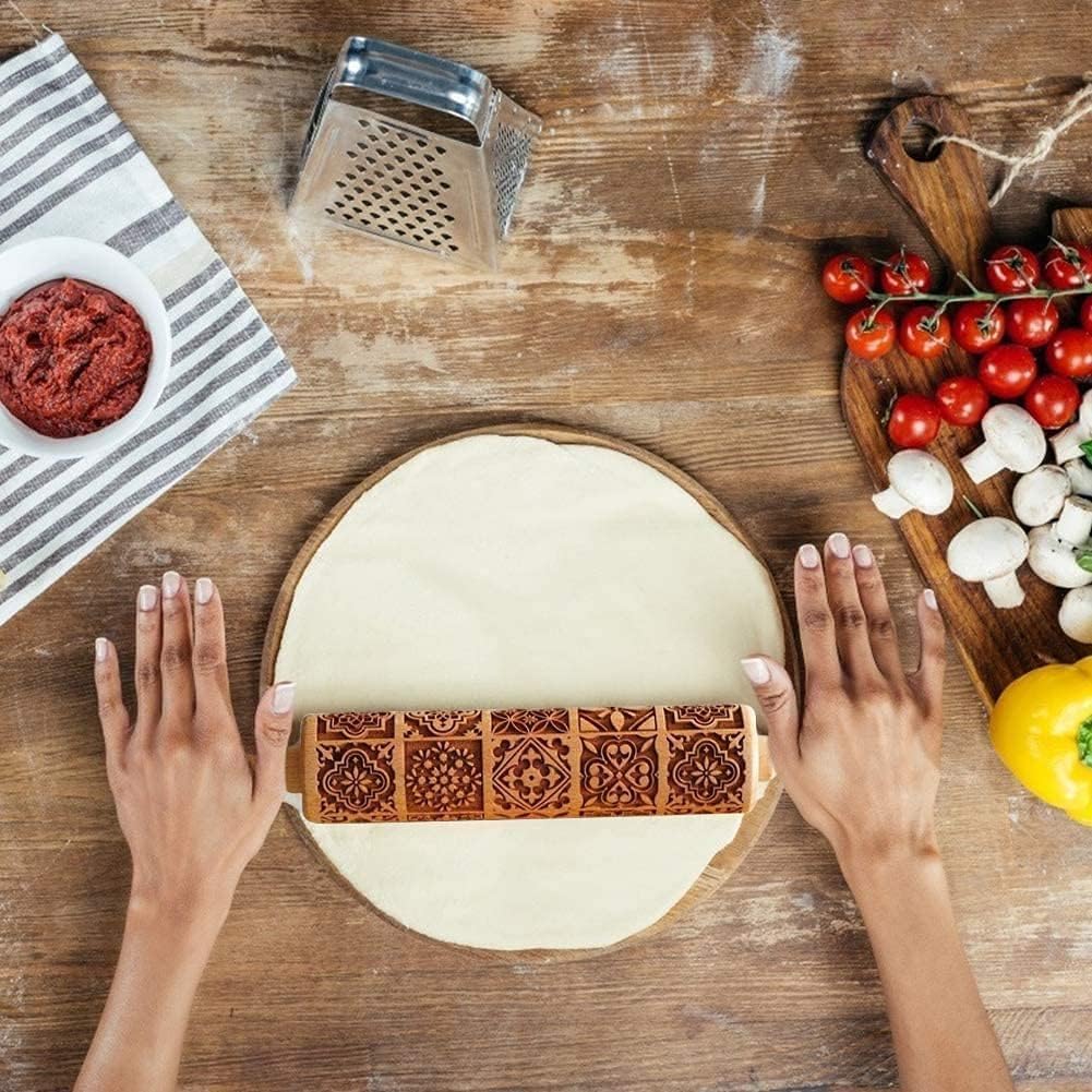 Christmas Wooden Rolling Pin for Baking,Engraved Embossing Rolling Pin Cookie Stamps Roller Square Grid Cookies Mold Kitchen Decor Tools for Kids Adults(Window Grilles)