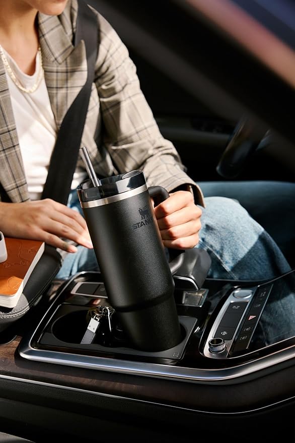 STANLEY Quencher H2.0 Tumbler with Handle and Straw 20 oz | Flowstate 3-Position Lid | Cup Holder Compatible for Travel | Insulated Stainless Steel Cup | BPA-Free | Cobalt