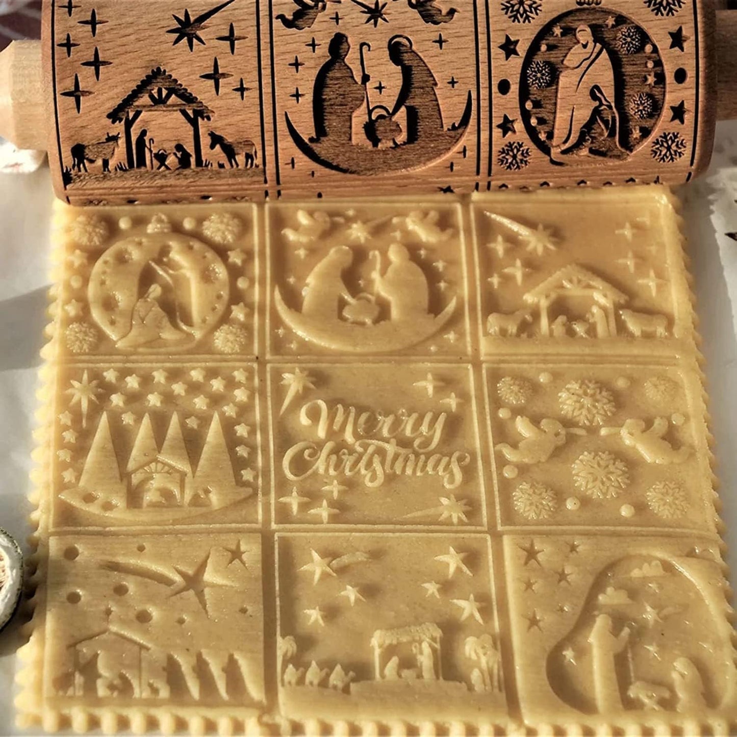 Christmas Wooden Rolling Pin for Baking,Engraved Embossing Rolling Pin Cookie Stamps Roller Square Grid Cookies Mold Kitchen Decor Tools for Kids Adults(Jesus Nine Palaces)