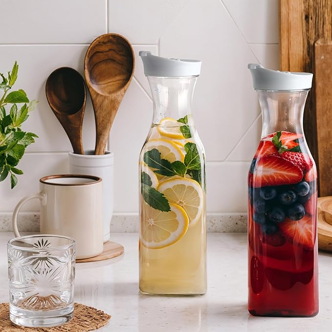 GUSTO [50 oz - 4 Pack] Plastic Carafe with Lid, Large Capacity Square Base - Clear Pitcher with Flip Top Lid, Easy-Pour Spout Juice Containers with Lids, Hand Wash Only - Perfect for Mimosa Bar