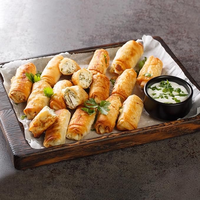 uxcell 15.7IN x 7.9FT Silicone Baking Mat Rolls, Heat Resistant Baking Mats, Non-Stick Pastry Mats, Non-Slip Countertop Mats, Refrigerator Liners White